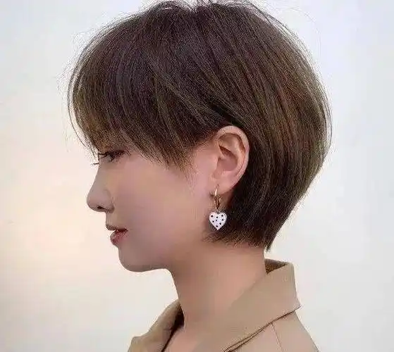 清爽有型的超短发发型推荐时尚干练又显气质