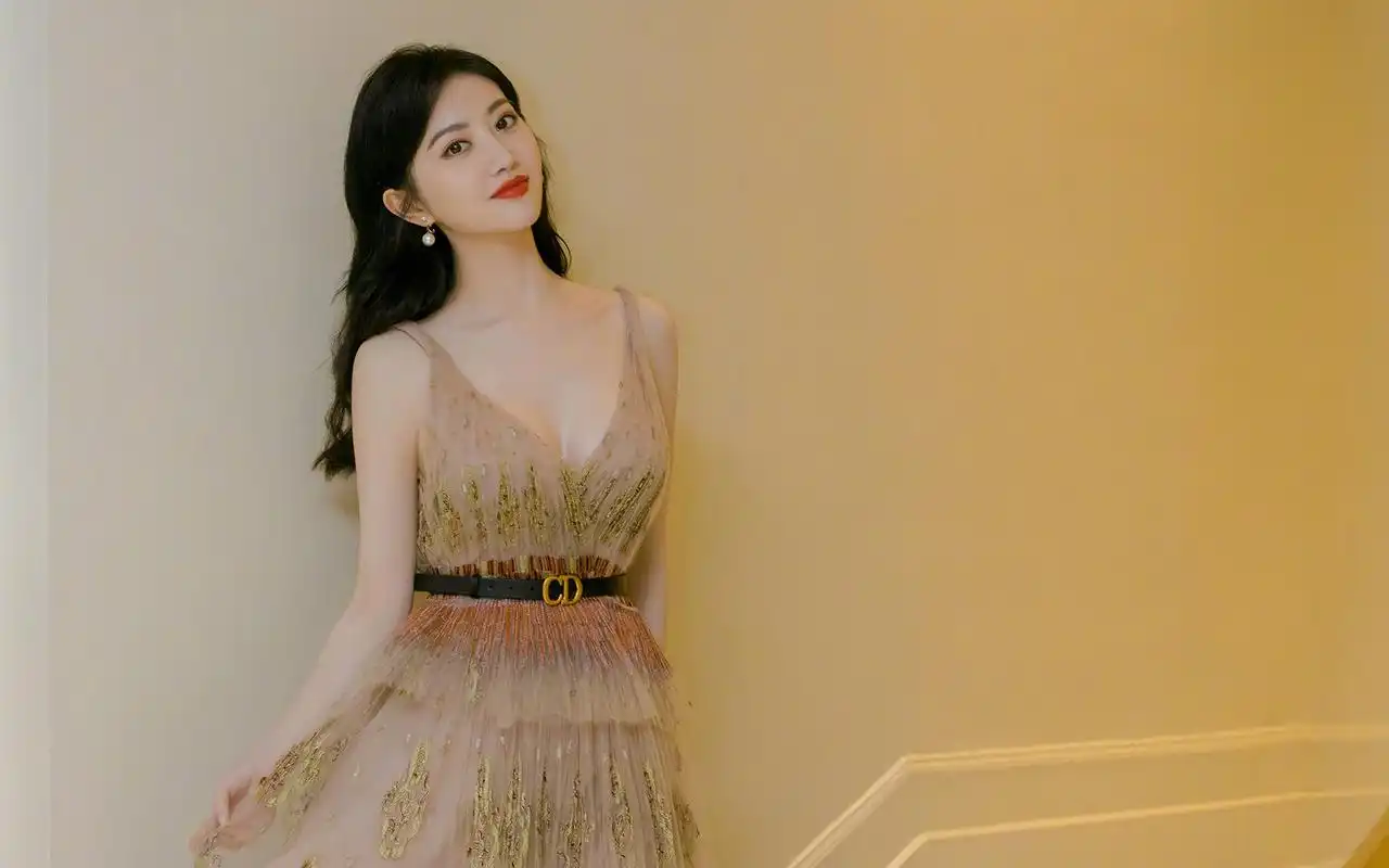 景甜性感优雅高清桌面壁纸高清大图预览1920x1200_大陆明星下载_美桌