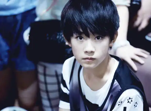 易烊千玺新综艺曝光与薛之谦华晨宇合作网友这节目追定了