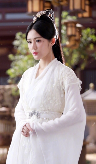 女星古装『白』