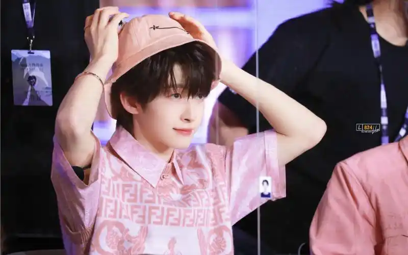 刘宇l 小宇好可爱 !