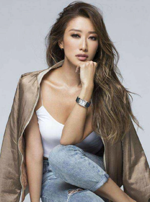 谢婷婷,样貌出众,思想开放的魅力女神