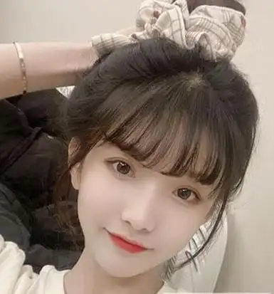 空气刘海吹好后需要定型吗 空气刘海翘起来了怎么办 - 发型设计 - 领