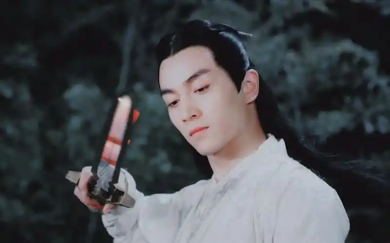 陈晓白玉堂个人惊鸿一面