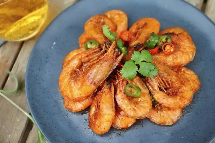 椒盐虾的家常做法(椒盐虾的家常做法视频)