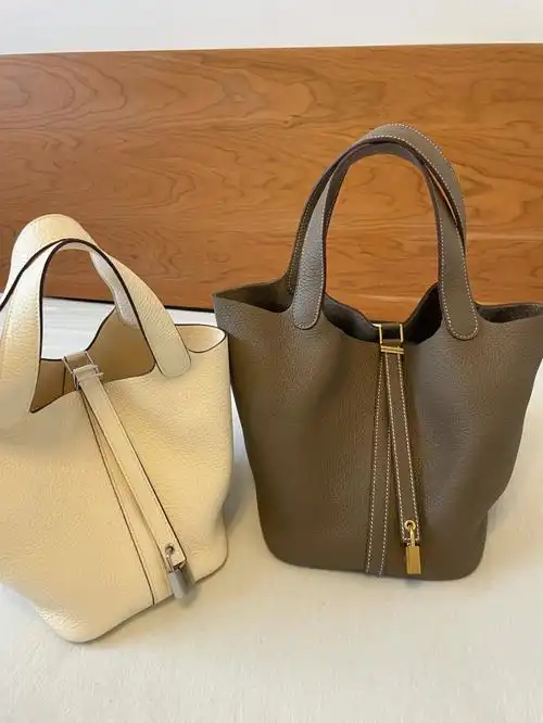 正好也是金扣和银扣对比#最爱的包包  #爱马仕