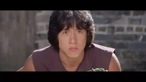 不甘当炮灰成龙携龙氏动作大片拼进春节档