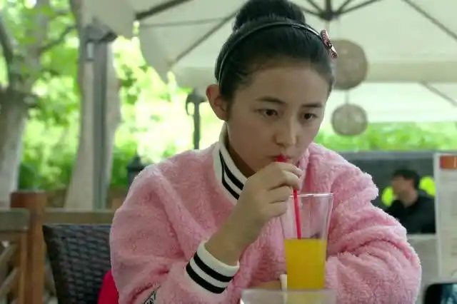 小别离:朵朵的小可爱的 眼睛发现了什么呢?