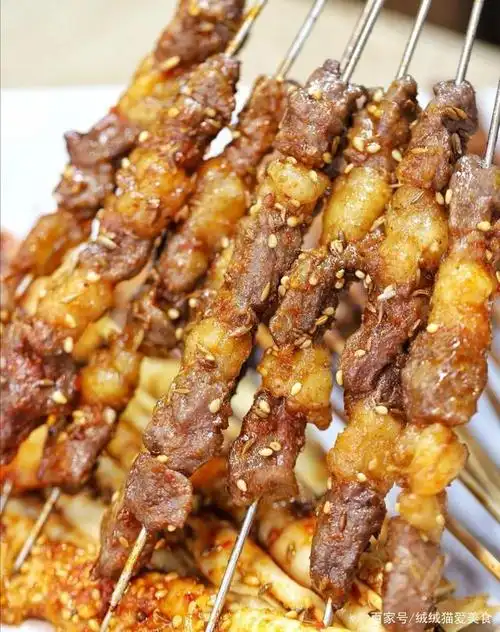 北京这家东北特色烤串店,天天排队,就是那个味儿!