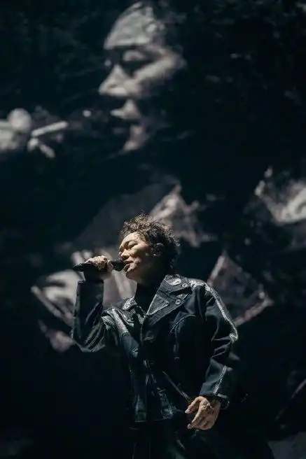 完全意料之中,陈奕迅武汉演唱会六场售罄,eason什么实力不必多说了吧