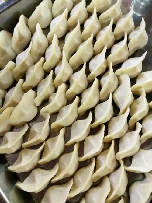 东北纯手工水饺!8种不同馅