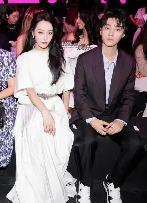 迪丽热巴王俊凯同框生图来了