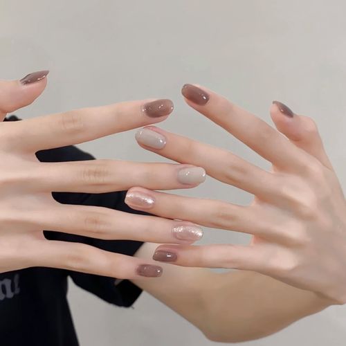 高级百搭跳色气质神仙配色灰茶色跳色美甲短款定制手工穿戴甲成品