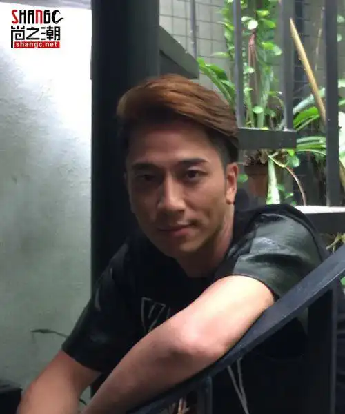 吴卓羲家里有钱吗? 自曝不是偶像没体验过高富帅