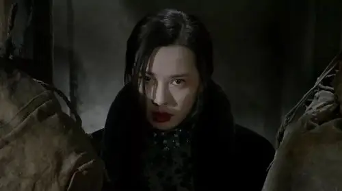 4分, 网友: 2018年第一烂片!