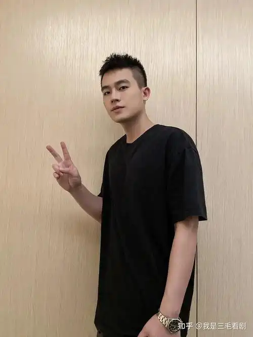 欧豪1992年10月13日出生于福建省福州市平潭县,中国内地流行乐男甘种