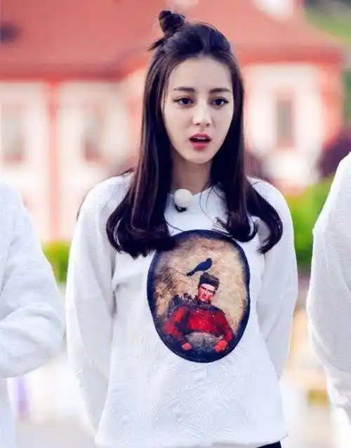 赵丽颖的杨桃辫,baby的葡萄串,女明星的"水果头"美翻天了!