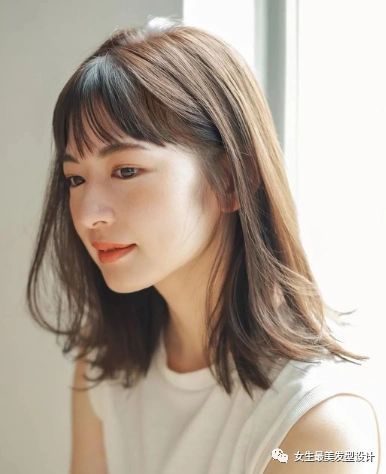 适合发量偏少的"齐肩锁骨发型"_腾讯新闻