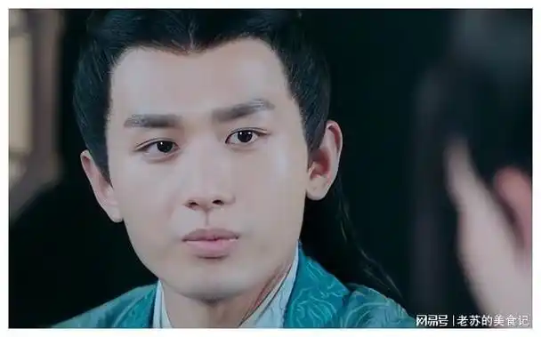 看了这8位明星换脸史,不得不信,红气养人才是最邪整容术!