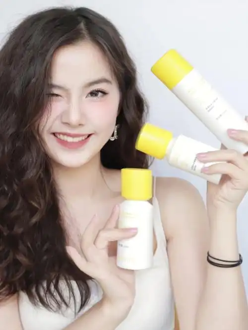 护肤平价好物氛围感美女妆前好物