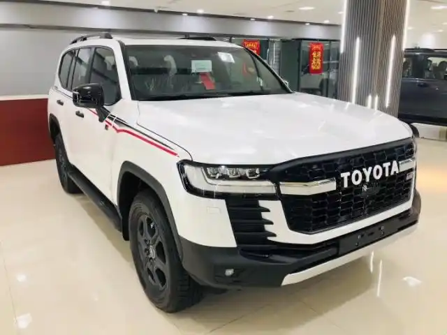 22款丰田酷路泽lc300硬派越野进口售价