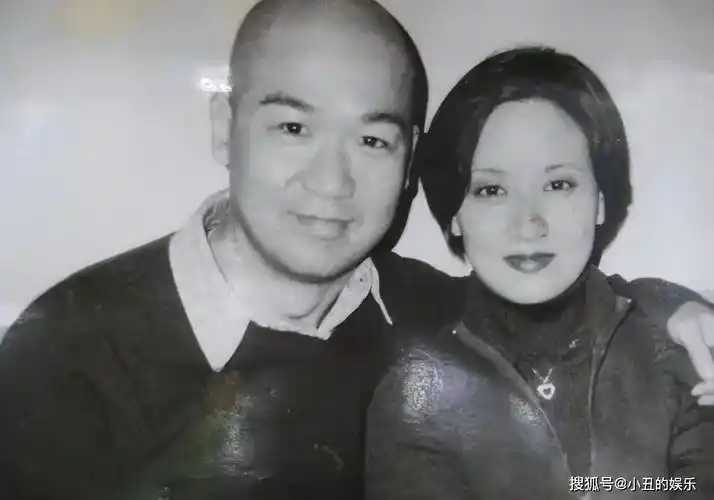 张国立靠前妻翻身,却与女演员私下"打麻将",虚假代言惹众怒_罗秀春