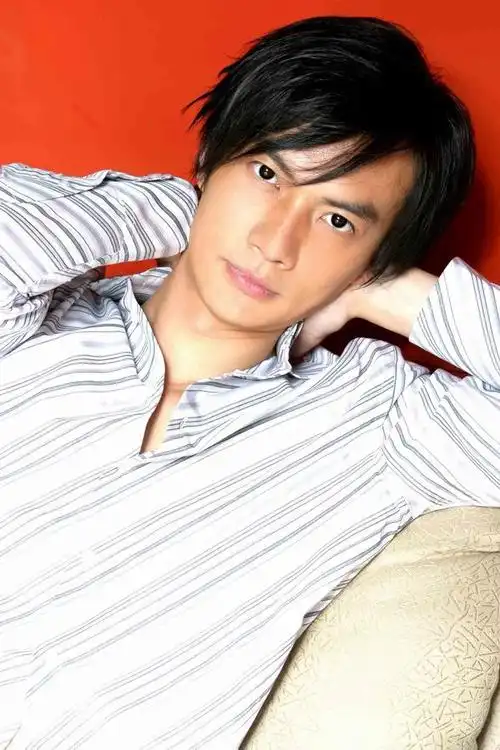 李泉与rain御用制作人合作 10月推新专辑(图)