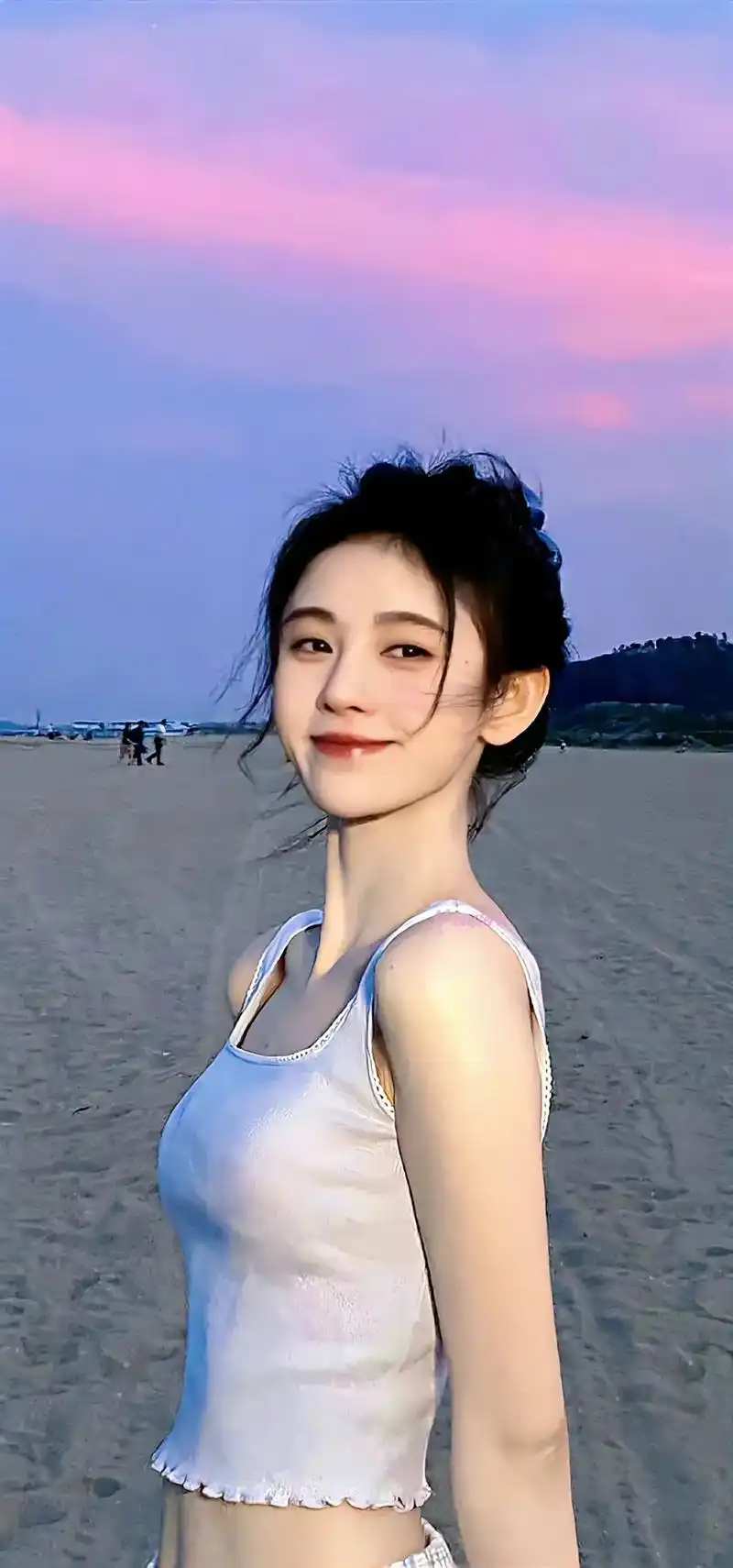 一组甜妹壁纸~谁是你心中的女神~#鞠婧祎#赵露思#欧阳娜娜  - 抖音