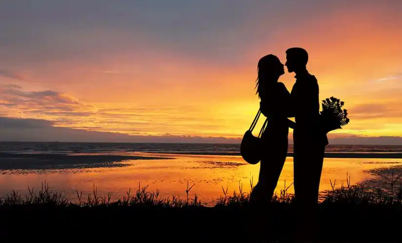 男人喜欢你就会想睡你吗男人爱你还是想睡你的表现