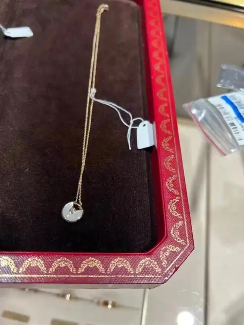 卡地亚白贝母护身符项链1910美金