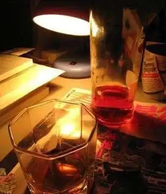 喜欢自己一个人静静地喝酒的是什么样的人