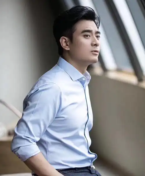 陈龙(上海电影演员剧团男演员)_石塘网