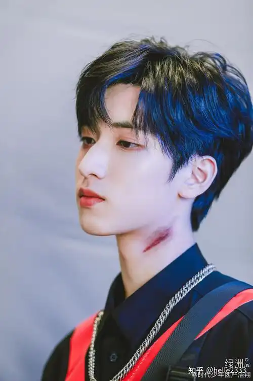 严浩翔的出圈神图都有哪些? - 知乎