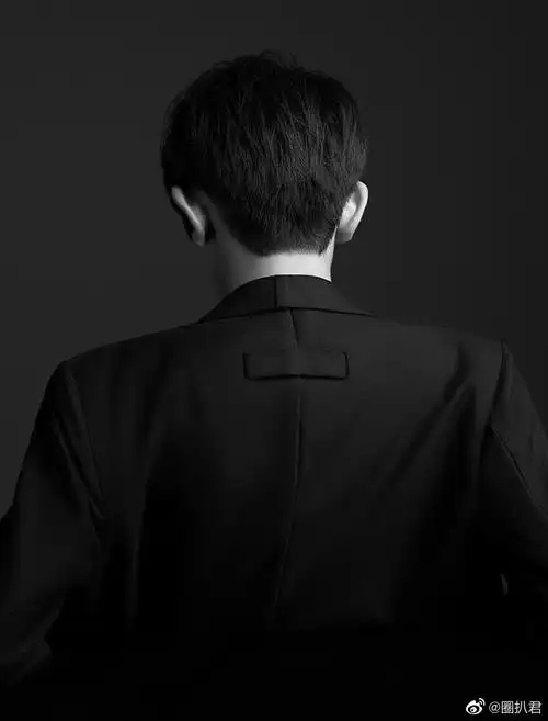 王源黑白氛围感大片##王源黑白大片