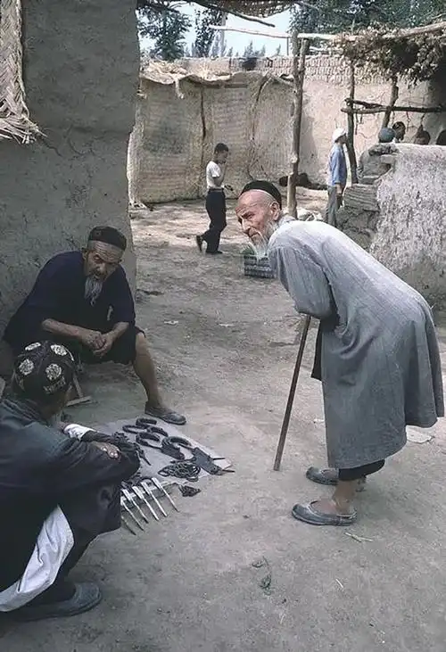 【经典老照片】日本摄影师镜头下80年代的中国