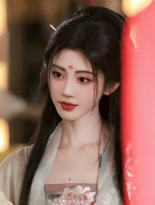 美神鞠婧祎下凡乌镇##嫦娥鞠婧祎玉兔赖美云乌镇过中秋##乌镇中亲走