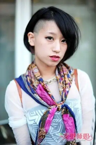 女生阴阳头短发发型 短头发适合什么发型(4)