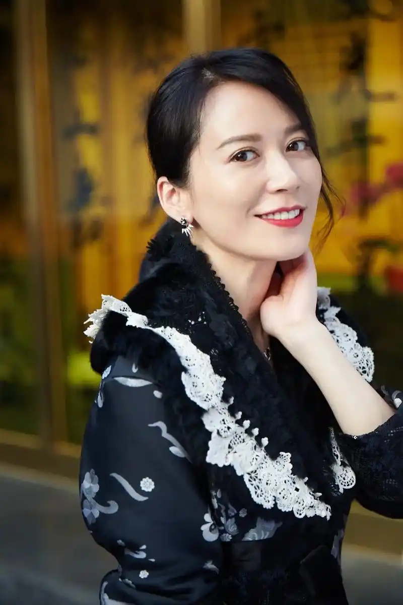 yu飞鸿写真,熟女的感觉,韵味拿捏443p#熟女 #俞飞鸿  - 抖音