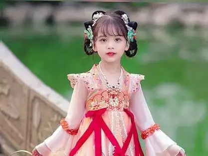 汉服女童2023春款儿童古装中国风超仙唐装古风公主女孩春秋连衣裙