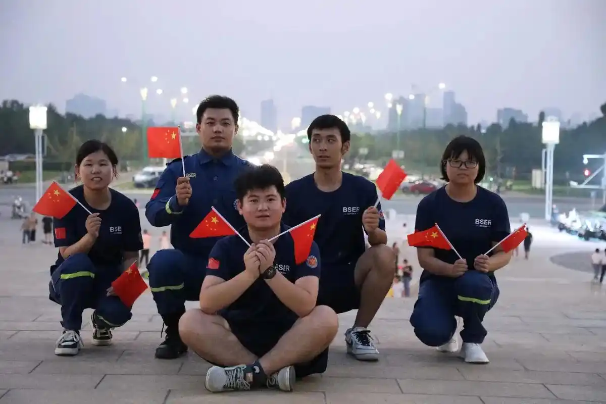 祝贺我队大学生队员蒋玉辉今年光荣入伍,蒋玉辉同学