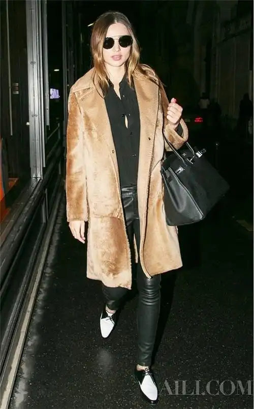 跟着超模米兰达可儿学穿衣 你也能做人生赢家