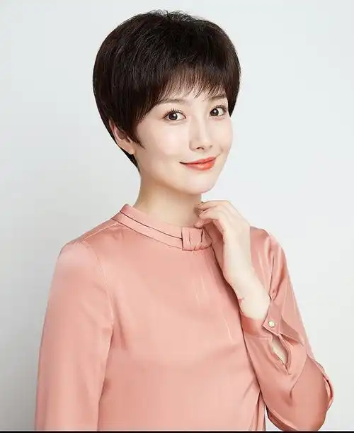 中老年假发套女全头逼真整顶真头发妈妈圆脸假发女短发50岁遮白发深酒