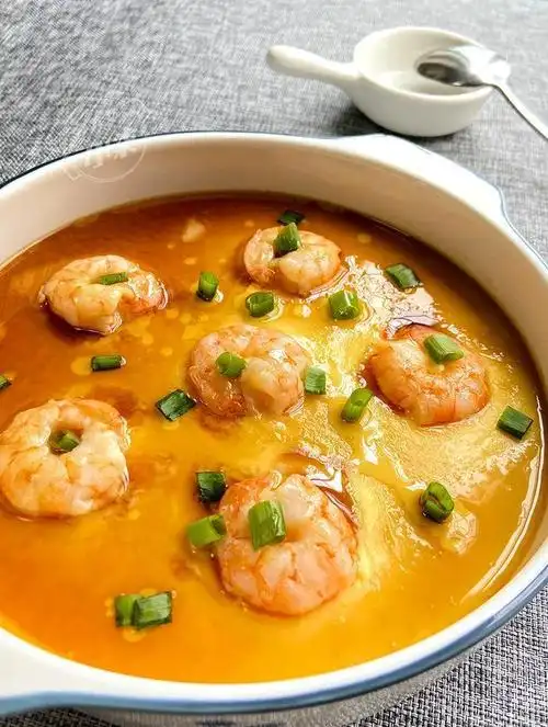 虾仁蒸蛋看似简单,原来也有诀窍,教你一招,蒸出来水嫩像豆腐