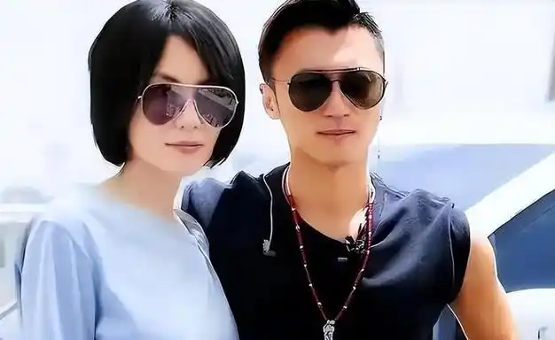 李敖形容王菲愚妇西藏取经看穿她和谢霆锋结局不愧是大师