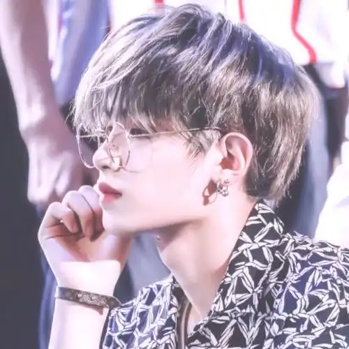 justin黄明昊苏玖染