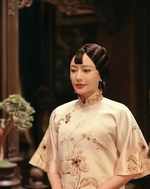 易家_跟踪_电视剧