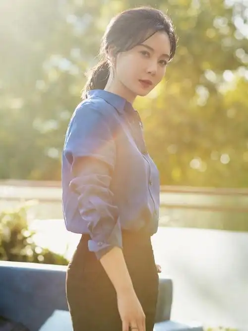 陈数穿牛仔裤短发(陈数也太会穿了)(6)