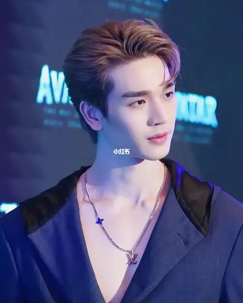 的比女生还白而且长得好标志,好秀气啊#泰剧深宅绅士  #泰剧断袖少爷