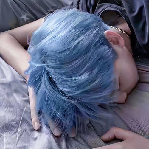 2021网红男士专用蓝灰潮色金黄脏橘流行色染发剂学生自己在家染发