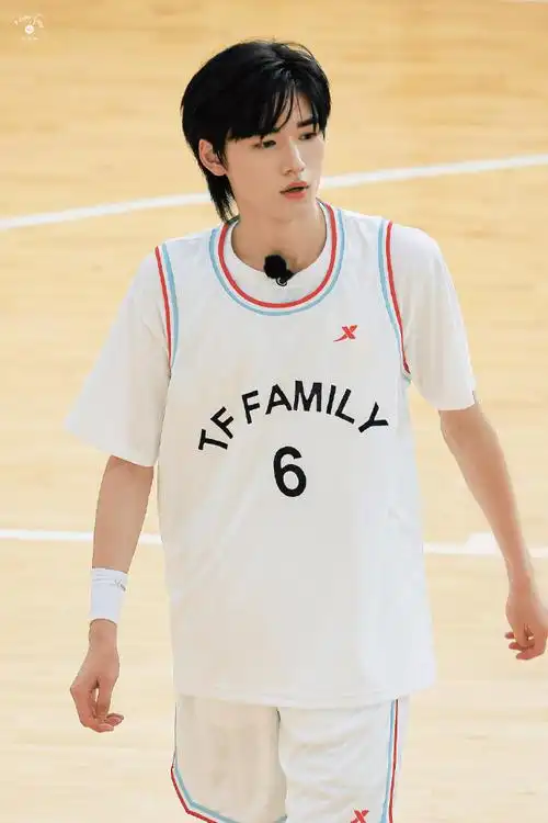 90高中没遇到心动篮球队长现在遇到了@时代少年团-宋亚轩宋亚轩超话